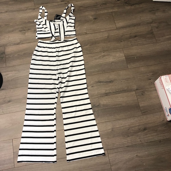 Zaful Pants - ZAFUL Stripe Tie Front Top and Pant Set M
